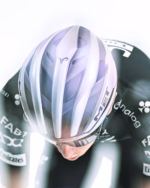met-helmets-tadej-pogacar-limited-edition-blog-collage1-2